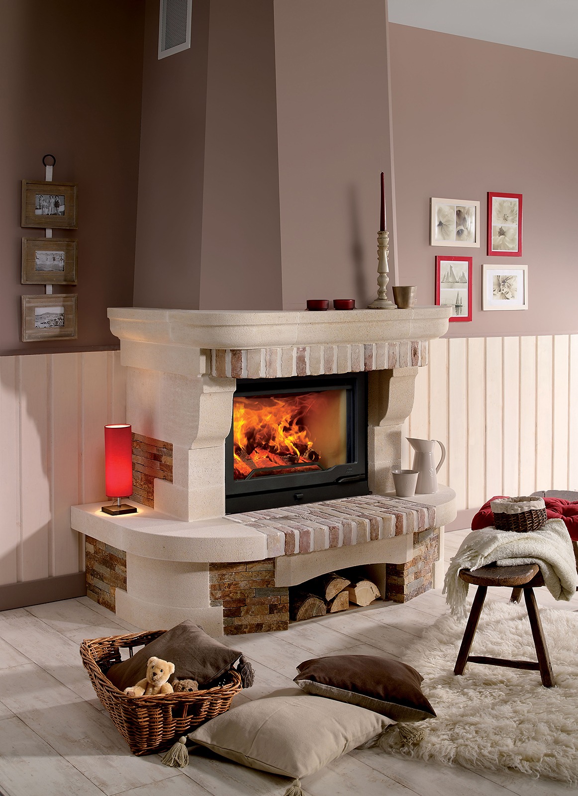 JØTUL I 570 - Insert à bois avec plaques de doublage blanches - Moderne
