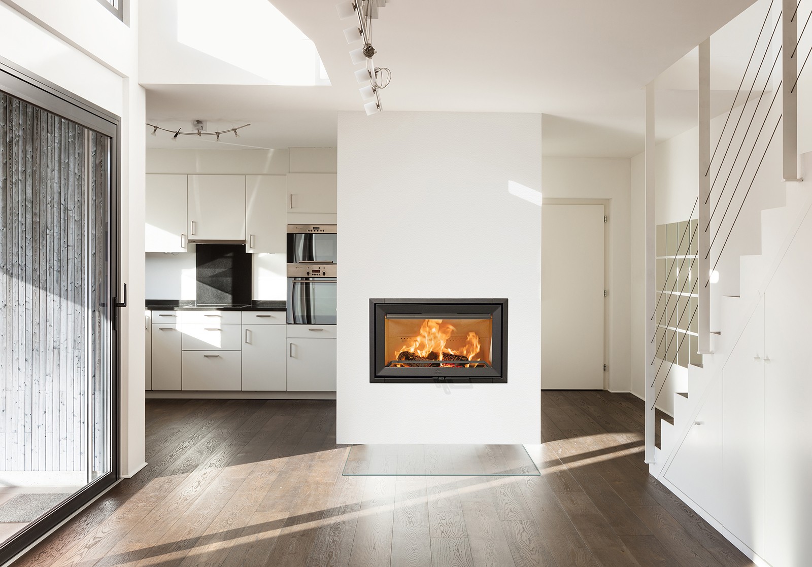 JØTUL I 620 F - Insert à bois panoramique - Moderne