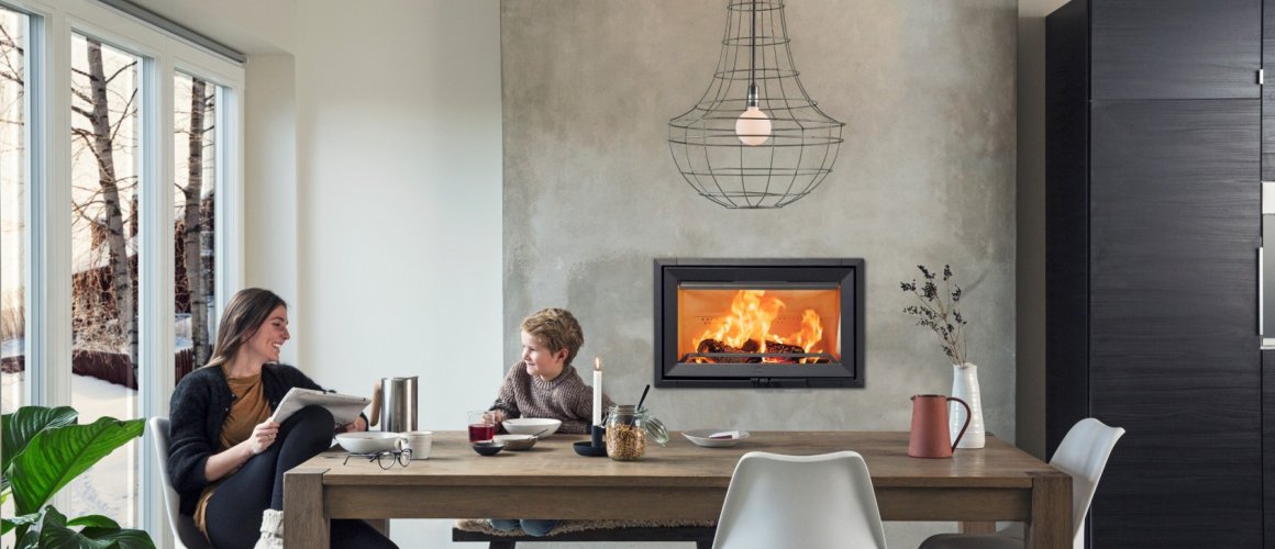 JØTUL, c’est aussi un large choix d’inserts et de cheminées pour tous les styles d’intérieur